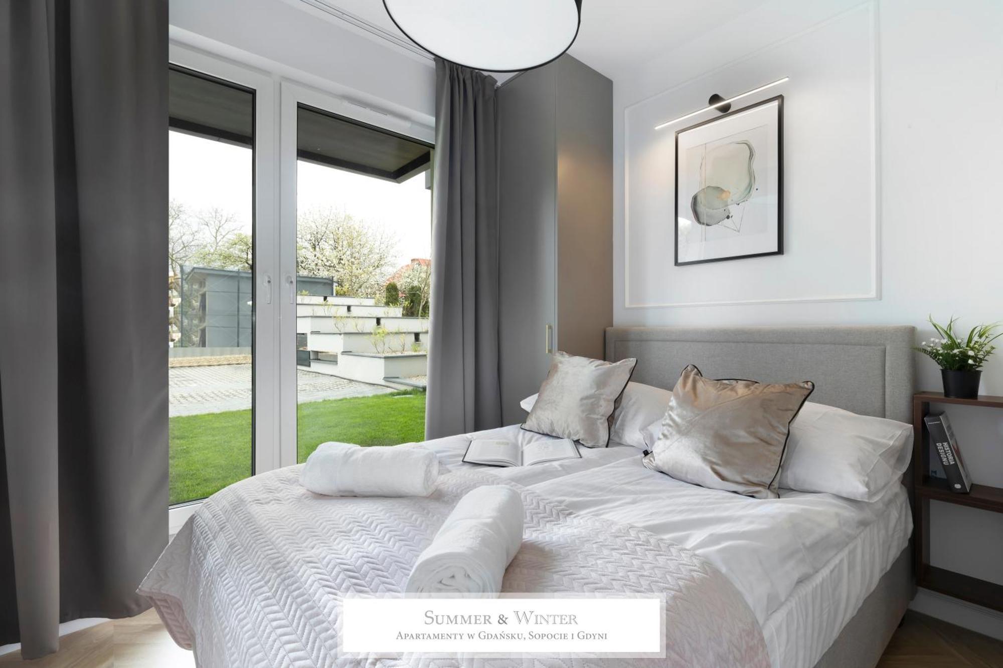 4 Stars, New Luxury Butterfly & Bike Apartments, Gdynia Orlowo, 15 Wyposazonych Mieszkan, Z Sypialnia, Winda I Platnym Parkingiem, Wysoki Standard Summerwinter, Blisko Molo Orlowo, Drog Rowerowych, Stadniny I Golf Park Dış mekan fotoğraf